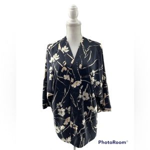 Paraphrase Floral Oversized Kimono